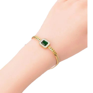 Acciaio al titanio di fascia alta, smeraldo di <span class=keywords><strong>lusso</strong></span> leggero, zolletta di zucchero, ciondolo in zircone, collana, <span class=keywords><strong>orecchini</strong></span> e bracciale Set di tre pezzi - Product Image 6