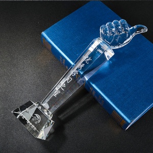 Trophée en cristal exclusif en forme de pouce, vierge, pour récompenses et honneurs, vente en gros Oneway - Product Image 2