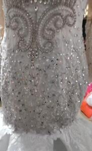 Vestidos de Novia Africanos de Lujo 2024, Vestido de Novia con Cuentas, Manga Larga, Cuello en V, Apliques de Cuentas, Talla Grande, Cola de Pez - Product Image 3