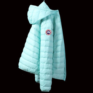 Piumino Corto Casual da <span class=keywords><strong>Donna</strong></span> Autunno/Inverno 2024 con Cappuccio e Imbottitura Leggera in Piuma d'Oca Bianca per Uomo e <span class=keywords><strong>Donna</strong></span> - Product Image 4