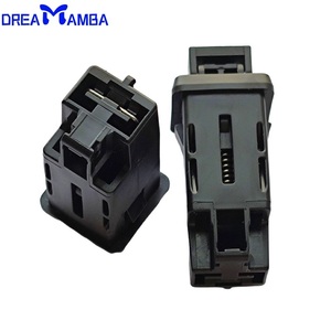 Chốt Bấm Cảm Ứng Bằng Nhựa Chốt Bấm Mở Và Đóng Cửa Chốt Chốt Cửa Bằng Nhựa - Product Image 1