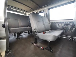 Vente d'usine Dongfeng Forthing V2 230 km <span class=keywords><strong>Fourgon</strong></span> utilitaire électrique à charge rapide Mini <span class=keywords><strong>fourgon</strong></span> électrique <span class=keywords><strong>Fourgon</strong></span> électrique 7 places - Product Image 5