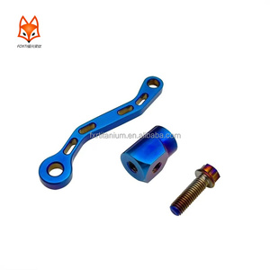 사용자 정의 공장 CNC Gr5 티타늄 합금 오토바이 브레이크 탱크 브래킷 Brembo 마스터 실린더 지원 홀더 절단 가공 - Product Image 1