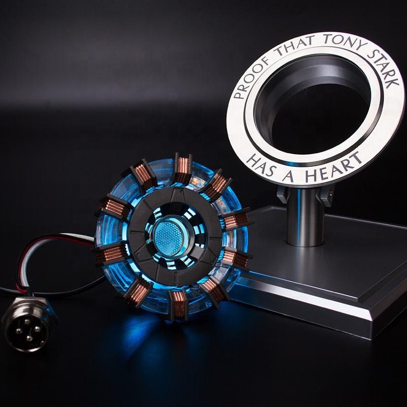 LEDライト付き1:1スケールマーベルプロップアイアンマンMK2アーク