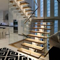 Moderne Gerade Treppen mit Sicherheitsgeländer (Glas-/Holz-/Marmorstufen, Edelstahl-/Verzinkte-Stahl-Optionen) Langlebig und Umweltfreundlich
