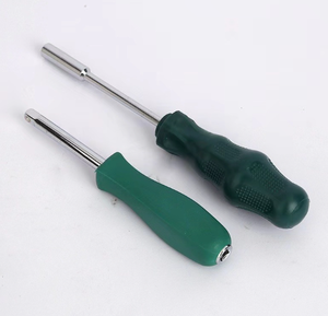 Set di Attrezzi per Riparazione Auto da 216 Pezzi con Utensili in Acciaio al Cromo Vanadio <span class=keywords><strong>e</strong></span> Valigetta in Plastica - Product Image 6