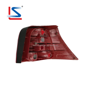 Feu arrière automatique pour VW <span class=keywords><strong>GOLF</strong></span> IV 1998-2004 (BLANC/ROUGE) OEM 1J6945096BA 1J6945096BB1J694 1J6945096BB FEU ARRIÈRE - Product Image 4