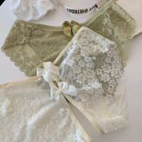 String sexy en dentelle florale style français pour femme, culotte sans entrejambe avec nœud et découpes, lingerie séduisante