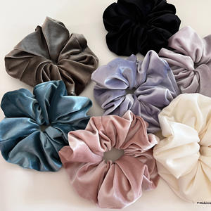 Accesorios de terciopelo de lujo para el cabello para bebés Scrunchie suave y esponjoso con <span class=keywords><strong>cuello</strong></span> de color francés sólido estilo dulce - Product Image 2