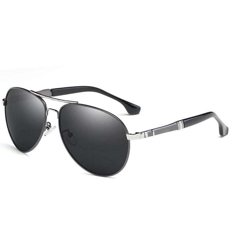 สีเงิน/สีดำ