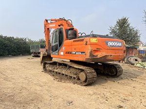 Meilleures ventes : Excavatrice sur chenilles Doosan Dx225LCA d'occasion de haute qualité, 22 tonnes, modèle 2023, puissance 140000W, godet 1,0-1,25m, 100% fonctionnelle - Product Image 2