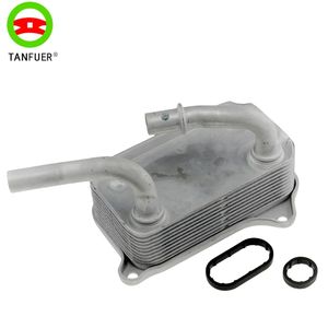 Prix d'usine premium 1121880401 pour le refroidisseur d'huile usagée <span class=keywords><strong>Mercedes</strong></span> Benz d'un fabricant chinois - Product Image 1