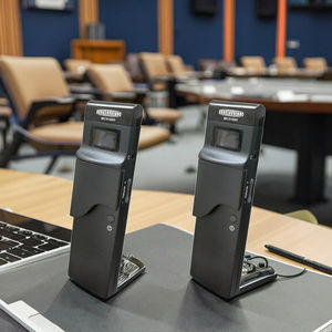 Sistema di interpretazione simultanea a infrarossi piccolo grande accessorio <span class=keywords><strong>Audio</strong></span> <span class=keywords><strong>Video</strong></span> per conferenze internazionali eventi all'aperto - Product Image 5