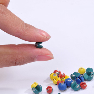 Clip en plastique coloré Aohu 0,55g rond avec ouverture pour la pêche en eau douce et la pêche au fond - Product Image 3