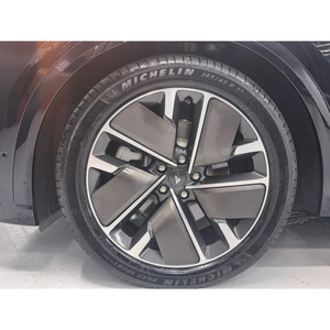 <span class=keywords><strong>Auto</strong></span> Usata 2025 Li <span class=keywords><strong>Auto</strong></span> L9 per Esportazione Globale REEV 1.5 SUV 4WD 6 Posti - Product Image 3