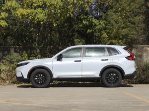 รถยนต์ใหม่ ฮอนด้า ซีอาร์วี 2026 รุ่นออเนอร์ เอ็ดิชั่น 2.0 ลิตร อี:เอชอีวี รถเอสยูวี 5 ที่นั่ง ไฮบริด เครื่องยนต์เบนซินธรรมดา ขับเคลื่อนล้อหน้า พวงมาลัยซ้าย จีเบน ออโต้ - Product Image 6