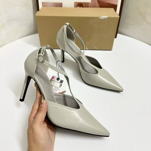 Nouvelles sandales sexy à <span class=keywords><strong>talon</strong></span> fin et bout pointu avec boucles en T et découpes, collection Printemps 2026 pour femme - Product Image 2