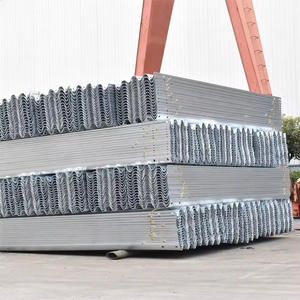 Barrière de sécurité routière à trois ondes en acier avec revêtement en poudre, anti-corrosion et anti-collision - Product Image 4