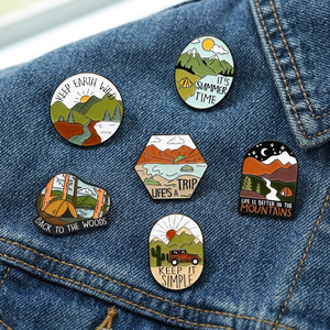 Pins en émail personnalisés pour le camping en plein air, la randonnée en montagne, l'aventure, badges de revers, souvenirs de voyage, cadeaux pour sacs à dos - Product Image 2
