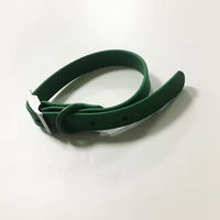 Collier pour chien en sangle PVC robuste, imperméable, de luxe, durable, avec boucle à dégagement rapide, vert vif, réglable