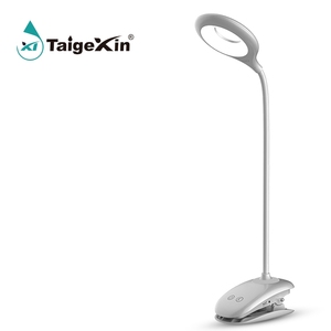 USB Rechargeable LED Clip <span class=keywords><strong>Sur</strong></span> <span class=keywords><strong>Liseuse</strong></span> de La Protection Oculaire LED Lampes D'étude Parfait pour <span class=keywords><strong>Lire</strong></span> au Lit - Product Image 1