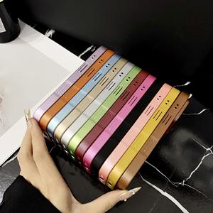 Coque de téléphone colorée ultra-fine anti-chute en TPU PC avec protection de l'appareil photo pour iPhone 17, 17 <span class=keywords><strong>Air</strong></span>, 17 Pro, 17 Pro <span class=keywords><strong>Max</strong></span> - Product Image 4