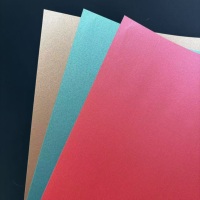 Papier Bond Nacré de Luxe 100% Pâte de Bois 120g/m² Écologique Options de Couleur et de Taille Personnalisées Emballage Boîtes Cadeaux Étiquettes Volantes