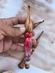 Ganchos de ganchillo de resina y madera suaves, ergonómicos, ligeros y duraderos para tejer, proyectos de ganchillo, trabajo con hilo y manualidades. - Product Image 2