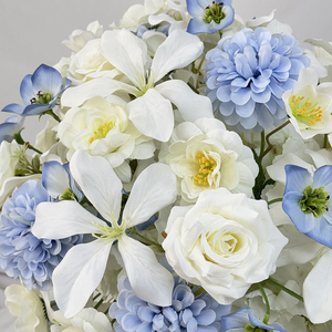 Centros de Mesa Personalizados con Bola de Flores Artificiales, Margaritas Azules y Rosas Blancas, Decoración Floral para Bodas - Product Image 5