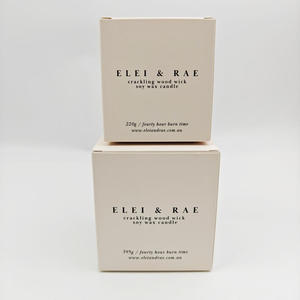 Boîtes rigides en carton kraft blanc personnalisables, emballage de luxe pour bougies de haute qualité avec lamination brillante et insert gaufré - Product Image 4