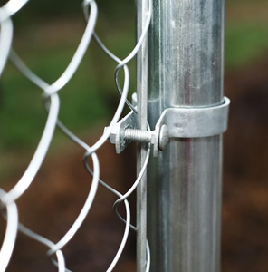 ม้วนรั้วห่วงโซ่กัลวาไนซ์สำหรับฟาร์มแ<span class=keywords><strong>ละ</strong></span>เกษตรกรรมรั้วป้องกันการกัดกร่อนขนาดกำหนดได้ตามต้องการ - Product Image 5