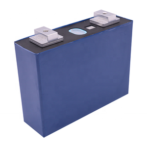 可充电<span class=keywords><strong>3</strong></span>.2V CALB 100Ah Lifepo4电池用于太阳能系统EV电源 - Product Image 1