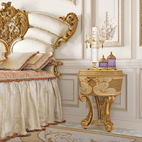 Lit français Rococo antique élégant de qualité supérieure Design de luxe classique pour villa