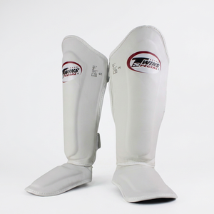 TWINS Protège-tibias personnalisables de haute qualité, légers, pour la protection de base en boxe, MMA, Muay Thai, entraînement, fermeture 100% authentique - Product Image 1