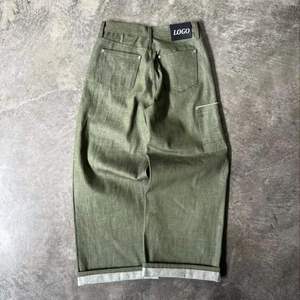 Jeans en denim selvedge japonais épais pour fabricants de vêtements, avec logo personnalisé, en denim brut, coupe large et baggy pour hommes - Product Image 3