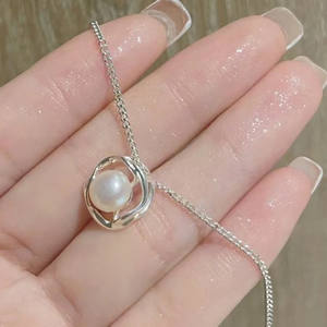 Collier pendentif flocon de neige en jade blanc pur argent S925, collier de luxe fin avec un design de niche léger - Product Image 1