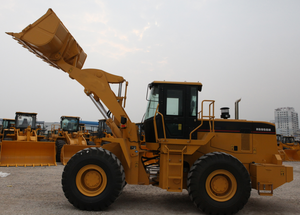 รถตักดิน5on พร้อมถังหินและรถตักล้อ XG958H แผงเครื่องมือและตำแหน่งงาน<span class=keywords><strong>ว</strong></span>่างของผู้ประกอบการในเ<span class=keywords><strong>ย</strong></span>อรมนี - Product Image 5