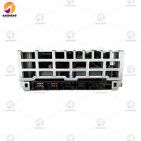 Le module convertisseur DC/DC Eltek Flatpack2 241115.600 fournit une alimentation en courant continu avec une sortie de 24V ou 48V.