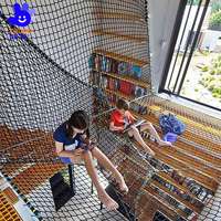 Hamac suspendu d'intérieur en filet, plateforme de repos relaxante en plastique durable pour parc d'attractions et aire de jeux
