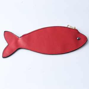 กระเป๋าใส่เหรียญรูปปลาคาร์พสีแดงแบบวินเทจขายส่ง พร้อมซิป PU  ใส่บัตร ใส่เครื่องประดับ ใส่เครื่องสำอาง - Product Image 5