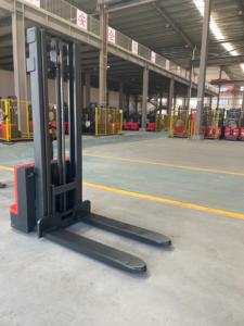 Apilador eléctrico Walkie de 1,<span class=keywords><strong>5</strong></span> T, apilador eléctrico con altura de elevación de 3M, carretilla elevadora apiladora eléctrica de almacén - Product Image 5