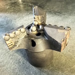 יצרנית סין 6 1/2 \ "<span class=keywords><strong>pdc</strong></span> מקדחה קצת עם 3 כנפיים לכריית עפרת & מים היטב קידוח 165 קצת מ" מ <span class=keywords><strong>pdc</strong></span> למכירה - Product Image 6