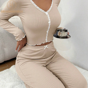 批发性感蕾丝长袖女式睡衣套装 - Product Image 4