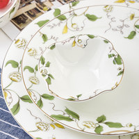 Assiette de 4 pouces à motif lotus de style chinois, technique sur glaçure, en porcelaine fine, pour usage hôtelier, vaisselle en céramique