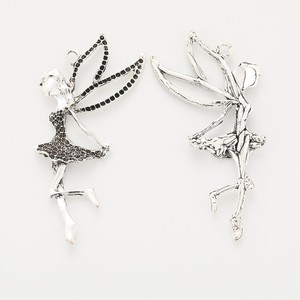 Pendentif Fée Ailée sur la pointe des pieds en alliage d'argent antique avec breloque aile texturée pour épingle à cheveux de demoiselle d'honneur - Product Image 3