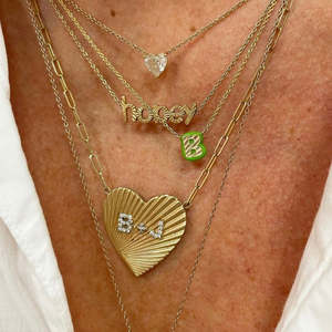 قلادة بألوان زاهية من الفضة الإسترلينية عبارة عن قلادة بأحرف أولية ألوان قوس قزح - Product Image 3