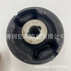 Bague de bras de suspension Hyundai Kia 55160-F9000, pièce de rechange inférieure - Product Image 1