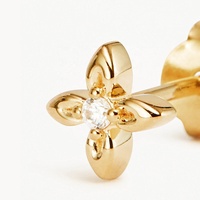 YINJU Sterling Silber Winziger, eleganter, vergoldeter Lotusblumen-Ohr stecker für Frauen