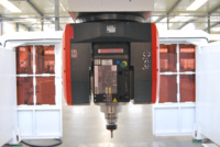 Centre de fraisage CNC 5 axes de grande taille RCF 1325, fourni directement par le fabricant, pour la découpe de nouveaux matériaux aérospatiaux et le travail du bois.