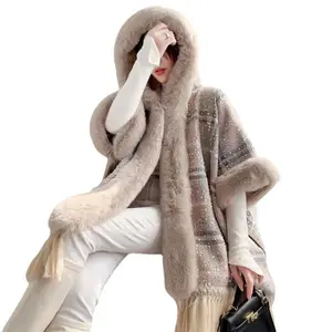 New Arrival Faux Raccoon Scarves Fur Luxury Scarf Ladies Fashion Fluffy Collar Customized Warm Fur Shawls For Women